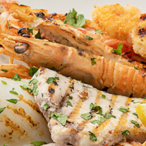 Mixed grilled fish