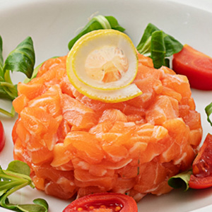 Salmon tartare